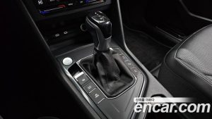 Volkswagen Tiguan 2.0 TSI Prestige 2023 года из Южной Кореи