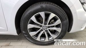 Renault-KoreaSamsung SM6 1.3 TCe FEEL 2023 года из Южной Кореи