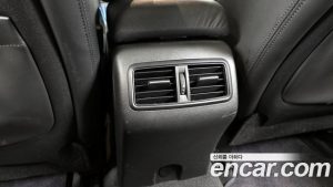 Renault-KoreaSamsung SM6 1.3 TCe FEEL 2023 года из Южной Кореи