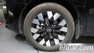 Hyundai Staria HEV 1.6 Lounge 7-Seater 2025 года из Южной Кореи
