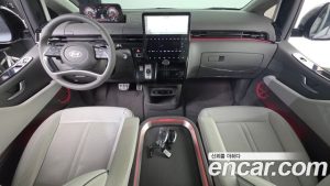 Hyundai Staria HEV 1.6 Lounge 7-Seater 2025 года из Южной Кореи