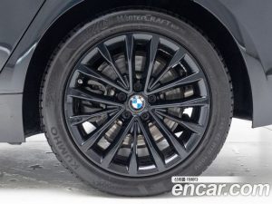 BMW 5-Series 520i Luxury 2023 года из Южной Кореи