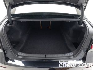 BMW 5-Series 520i Luxury 2023 года из Южной Кореи