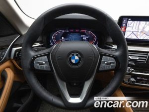 BMW 5-Series 520i Luxury 2023 года из Южной Кореи
