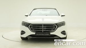 Mercedes-Benz E-Class E350e 4MATIC 2025 года из Южной Кореи