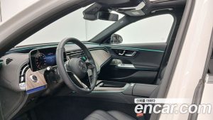 Mercedes-Benz E-Class E350e 4MATIC 2025 года из Южной Кореи