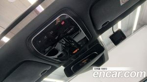 Mercedes-Benz E-Class E350e 4MATIC 2025 года из Южной Кореи