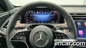 Mercedes-Benz E-Class E350e 4MATIC 2025 года из Южной Кореи