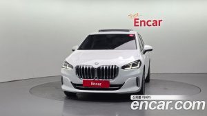 BMW 2-Series 220i Luxury 2025 года из Южной Кореи