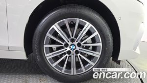 BMW 2-Series 220i Luxury 2025 года из Южной Кореи