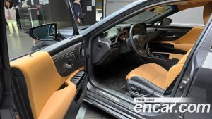 Lexus ES Executive 2025 года из Южной Кореи