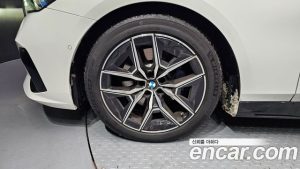 BMW 5-Series 520i M Sport 2025 года из Южной Кореи