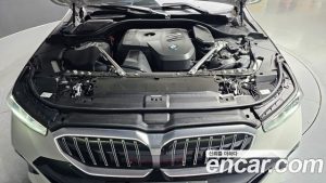 BMW 5-Series 520i M Sport 2025 года из Южной Кореи