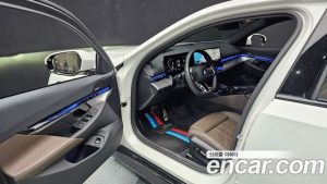 BMW 5-Series 520i M Sport 2025 года из Южной Кореи