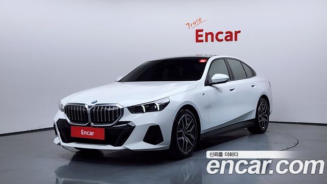 BMW 5-Series 520i M Sport 2025 года из Кореи