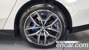 BMW 5-Series 520i M Sport 2025 года из Южной Кореи