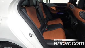 Mercedes-Benz C-Class C200 AMG Line 2025 года из Южной Кореи