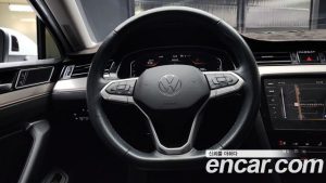 Volkswagen Passat 2.0 TDI Prestige 2022 года из Южной Кореи