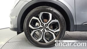 Renault-KoreaSamsung XM3 1.3 TCe RE Signature 2022 года из Южной Кореи
