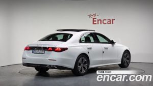 Mercedes-Benz E-Class E200 Avantgarde 2025 года из Южной Кореи