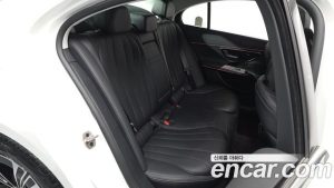 Mercedes-Benz E-Class E200 Avantgarde 2025 года из Южной Кореи