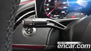 Mercedes-Benz E-Class E200 Avantgarde 2025 года из Южной Кореи