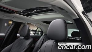 Mercedes-Benz E-Class E200 Avantgarde 2025 года из Южной Кореи