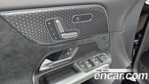 Mercedes-Benz GLA-Class GLA250 4MATIC 2025 года из Южной Кореи