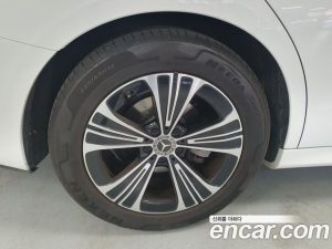 Mercedes-Benz E-Class E200 Avantgarde 2024 года из Южной Кореи