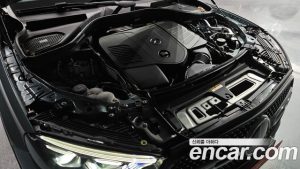 Mercedes-Benz GLC-Class GLC300 4MATIC AMG Line 2025 года из Южной Кореи