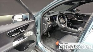 Mercedes-Benz GLC-Class GLC300 4MATIC AMG Line 2025 года из Южной Кореи