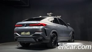BMW X6 xDrive40i M Sport PRO Special Edition 2025 года из Южной Кореи