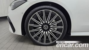 Mercedes-Benz CLE-Class CLE450 4MATIC Cabriolet 2025 года из Южной Кореи