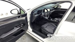 Kia K5 2.0 2024 года из Южной Кореи