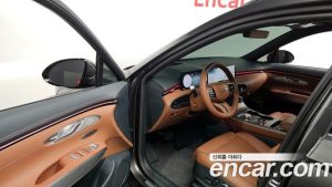 Genesis GV70 2.5T Бензин AWD 2025 года из Южной Кореи