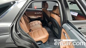 Genesis GV70 2.5T Бензин AWD 2025 года из Южной Кореи