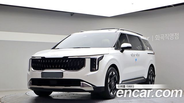 Kia Canival Бензин 7-Seater Signature 2025 года из Кореи