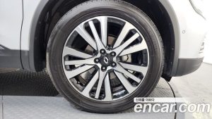 Renault-KoreaSamsung QM6 2.0 GDe Premiere 2WD 2023 года из Южной Кореи