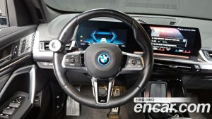 BMW iX1 xDrive 30 M Sport 2023 года из Южной Кореи