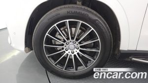 Mercedes-Benz GLE-Class GLE300d 4MATIC 2023 года из Южной Кореи