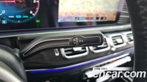 Mercedes-Benz GLE-Class GLE300d 4MATIC 2023 года из Южной Кореи