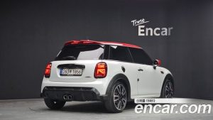 Mini Cooper JCW 2024 года из Южной Кореи