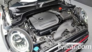 Mini Cooper JCW 2024 года из Южной Кореи
