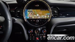 Mini Cooper JCW 2024 года из Южной Кореи