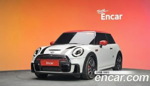 Mini Cooper JCW 2024 года из Южной Кореи