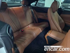Mercedes-Benz E-Class E300d 4MATIC Coupe 2023 года из Южной Кореи