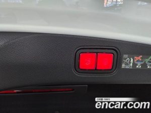 Mercedes-Benz E-Class E300d 4MATIC Coupe 2023 года из Южной Кореи