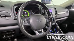 Renault-KoreaSamsung QM6 Quest 2.0 LPe LE 2WD 2024 года из Южной Кореи