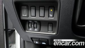 Renault-KoreaSamsung QM6 Quest 2.0 LPe LE 2WD 2024 года из Южной Кореи
