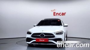 Mercedes-Benz C-Class C200 AMG Line 2024 года из Южной Кореи